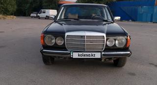 Mercedes-Benz E 230 1984 года за 800 000 тг. в Алматы