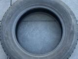 Зимние шины Dunlop Winter Maxx SJ8 225/65 R17 102R за 70 000 тг. в Семей