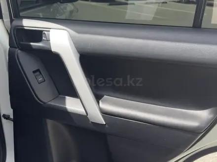 Toyota Land Cruiser Prado 2023 года за 28 500 000 тг. в Алматы – фото 11