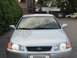 Toyota Camry 2000 года за 3 200 000 тг. в Алматы