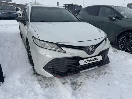 Toyota Camry 2020 года за 14 200 000 тг. в Тараз