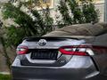 Toyota Camry 2022 года за 14 000 000 тг. в Актобе – фото 11