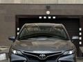 Toyota Camry 2022 года за 14 000 000 тг. в Актобе – фото 27