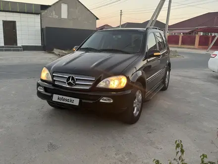 Mercedes-Benz ML 350 2004 года за 4 900 000 тг. в Атырау – фото 4