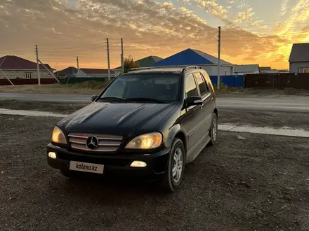 Mercedes-Benz ML 350 2004 года за 4 900 000 тг. в Атырау – фото 3