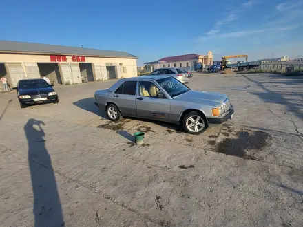 Mercedes-Benz 190 1993 года за 800 000 тг. в Актау – фото 2