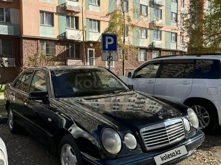 Mercedes-Benz E 320 1998 года за 3 200 000 тг. в Алматы