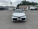 Toyota Camry 2018 года за 11 200 000 тг. в Алматы