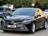 Toyota Camry 2020 года за 13 200 000 тг. в Тараз – фото 2