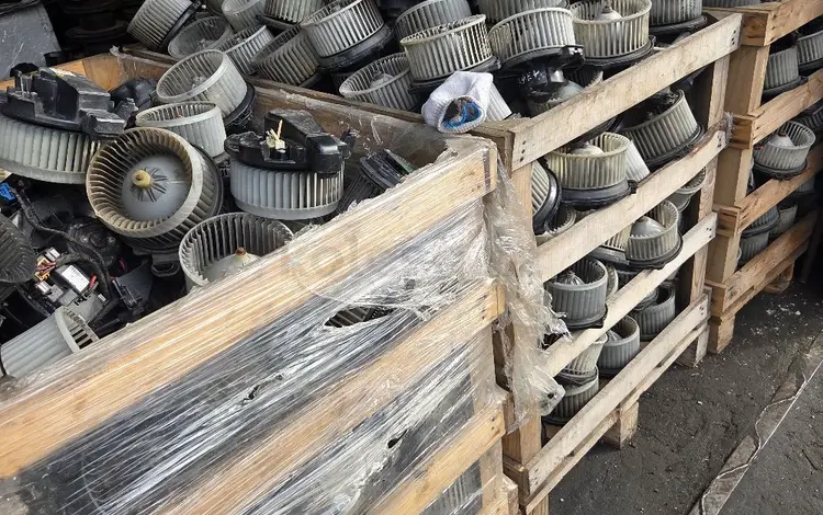 Моторчик печки реостат печки за 500 тг. в Алматы