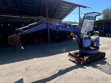 Komatsu  PC10UU-3 Мини-экскаватор Коматсу 1 тонник 2013 года за 5 000 000 тг. в Алматы – фото 2