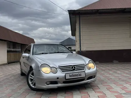 Mercedes-Benz C 230 2001 года за 2 300 000 тг. в Алматы – фото 4