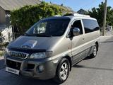 Hyundai Starex 2003 года за 2 700 000 тг. в Туркестан – фото 2