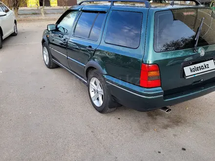 Volkswagen Golf 1999 года за 3 200 000 тг. в Алматы – фото 7