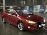 Hyundai Elantra 2020 года за 6 870 000 тг. в Актобе