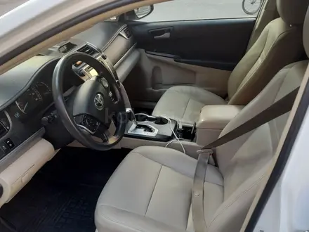 Toyota Camry 2012 года за 5 100 000 тг. в Атырау – фото 4