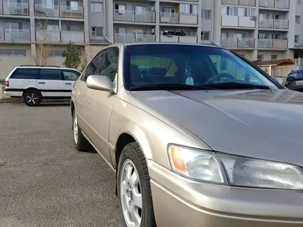 Toyota Camry 1997 года за 3 300 000 тг. в Каратау – фото 3