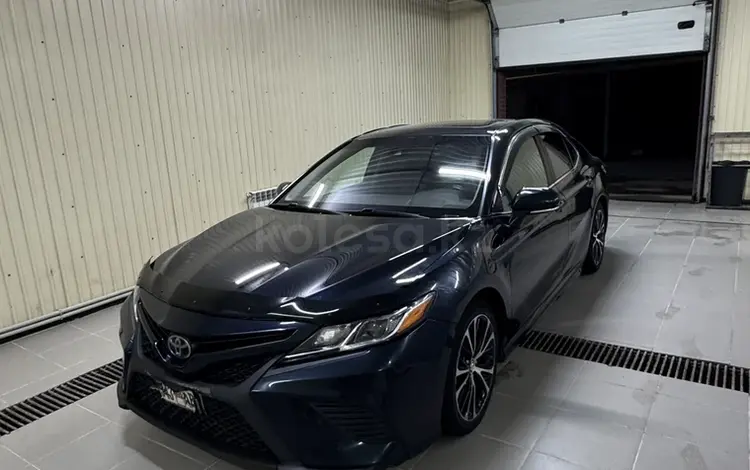 Toyota Camry 2018 года за 8 500 000 тг. в Алматы