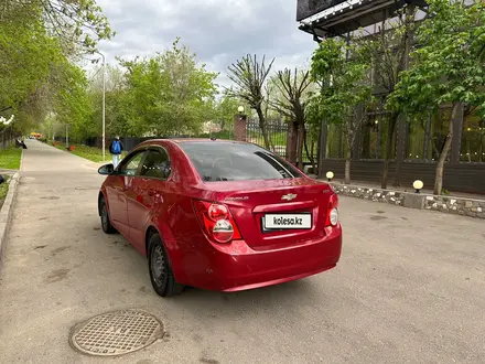 Chevrolet Aveo 2014 года за 2 600 000 тг. в Алматы – фото 4