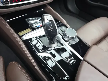 BMW 530 XDrive 2022 года за 20 500 000 тг. в Алматы – фото 17