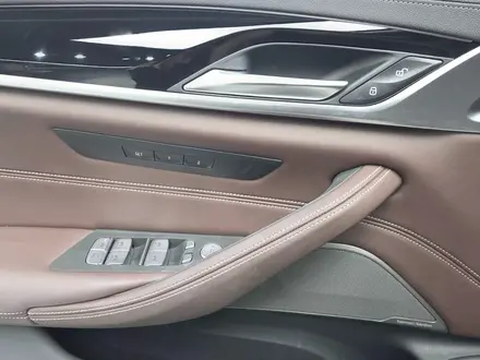 BMW 530 XDrive 2022 года за 20 500 000 тг. в Алматы – фото 11