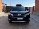 Toyota Highlander 2011 года за 8 000 000 тг. в Актобе
