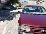 Volkswagen Vento 1992 года за 1 300 000 тг. в Туркестан – фото 2