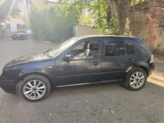 Volkswagen Golf, 1998