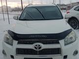 Toyota RAV4 2012 годаүшін8 300 000 тг. в Астана