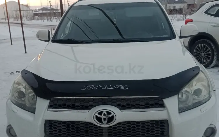 Toyota RAV4 2012 годаүшін8 300 000 тг. в Астана