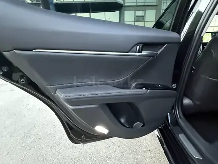 Toyota Camry 2023 года за 13 500 000 тг. в Усть-Каменогорск – фото 22