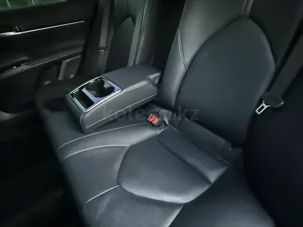 Toyota Camry 2023 года за 13 500 000 тг. в Усть-Каменогорск – фото 27