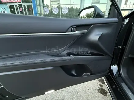 Toyota Camry 2023 года за 13 500 000 тг. в Усть-Каменогорск – фото 26