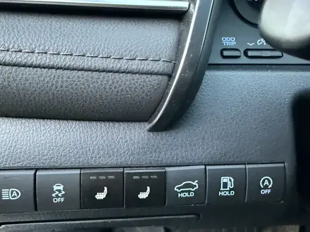 Toyota Camry 2023 года за 13 500 000 тг. в Усть-Каменогорск – фото 28