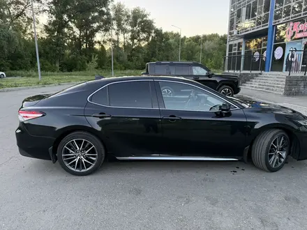 Toyota Camry 2023 года за 13 500 000 тг. в Усть-Каменогорск – фото 3
