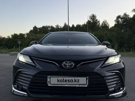 Toyota Camry 2023 года за 13 500 000 тг. в Усть-Каменогорск – фото 7