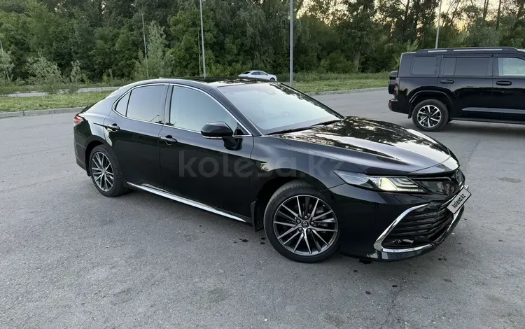 Toyota Camry 2023 годаүшін13 500 000 тг. в Усть-Каменогорск