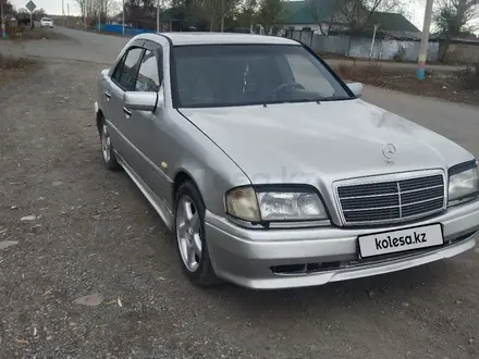 Mercedes-Benz C 180 1994 года за 2 000 000 тг. в Зайсан