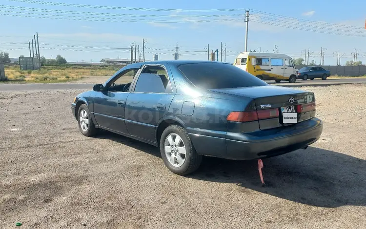 Toyota Camry 1998 годаүшін2 300 000 тг. в Тараз