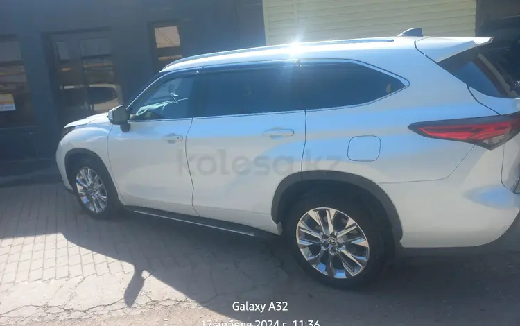 Toyota Highlander 2022 года за 24 000 000 тг. в Шымкент