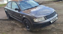 Volkswagen Passat 1998 года за 1 700 000 тг. в Астана – фото 2