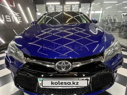 Toyota Camry 2015 года за 9 000 000 тг. в Актау – фото 3