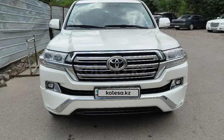 Toyota Land Cruiser 2018 года за 33 500 000 тг. в Алматы