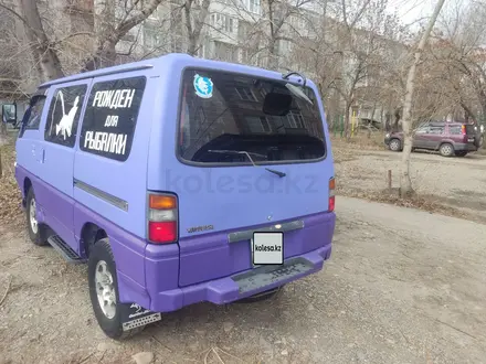 Mitsubishi Delica 1993 года за 2 500 000 тг. в Усть-Каменогорск – фото 2