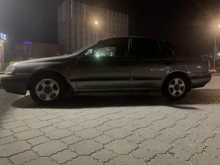 Toyota Carina E 1995 года за 2 500 000 тг. в Усть-Каменогорск – фото 9