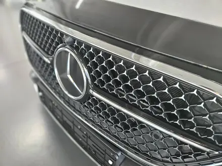 Mercedes-Benz E 300 2025 года за 32 000 000 тг. в Алматы – фото 9