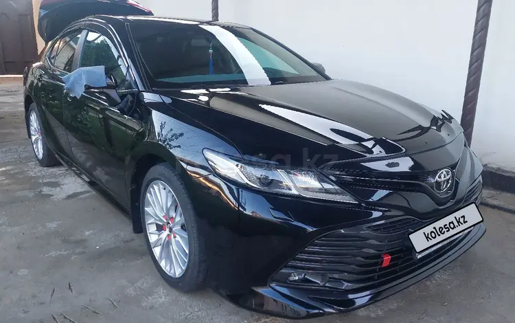 Toyota Camry 2019 годаүшін15 000 000 тг. в Шымкент