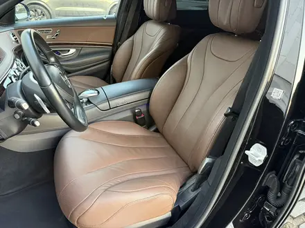 Mercedes-Benz S 500 2015 года за 23 990 000 тг. в Алматы – фото 14