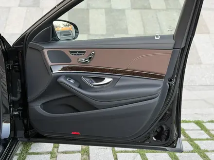 Mercedes-Benz S 500 2015 года за 23 990 000 тг. в Алматы – фото 16