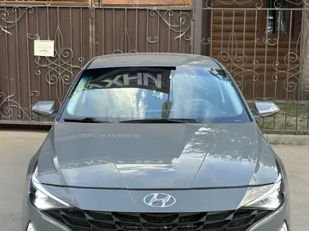 Hyundai Elantra 2023 года за 8 500 000 тг. в Алматы – фото 3